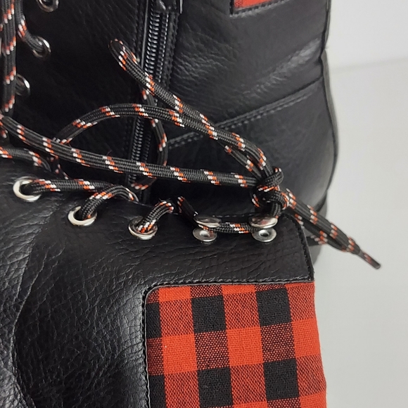 Women's Violet & Red boots - Picture 10 of 11